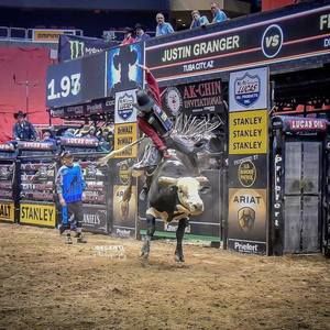 Meet your Posher, Justin